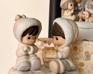 Huge collection of Precious Moments 