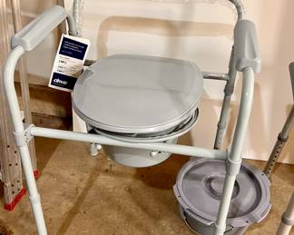New - Drive toilet chair 