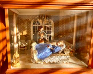 Hand made Sleeping Beauty lighted mini doll house  