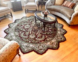 6' round Star wool rug 