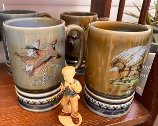 4 Wade Irish pottery - musical mugs 