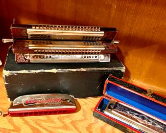 Vtg. Harmonica Matthias Hohner harmonica tremolo - Germany - Vtg. Chrometta 10 M. Hohner - Germany - more pictures further down 