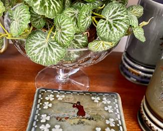 Vtg. Wade Irish Porcelain - Trinket box 