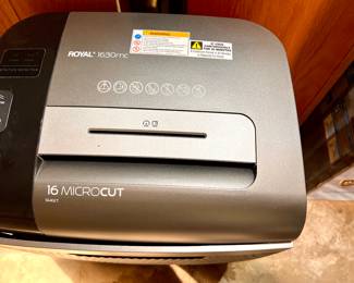 Royal 1630MC Microcut shredder 