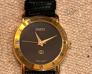 Fake Gucci watch