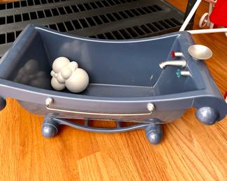 American Girl Bitty Baby bathtub w/bubbles 