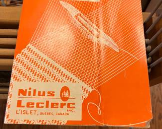 See?  Nilus Leclerc was the manufacturer.