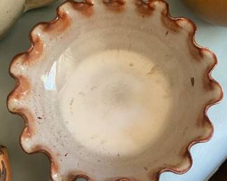 Colonial Cream North Carolina Pie Plate