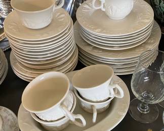 Red Cliff Ironstone Grape Pattern