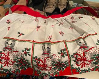 Vintage Christmas Kitten Apron