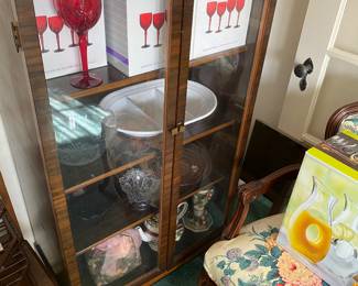 China/Display Cabinet