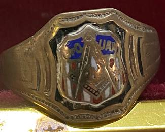 Old 10K Gold Masonic Ring