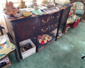 Thomasville Furniture Mahogany Sideboard