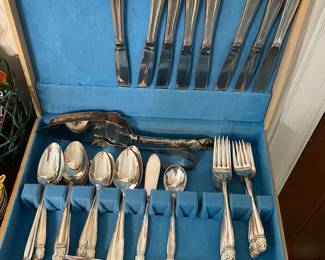 Rogers Silverplated Flatware Set