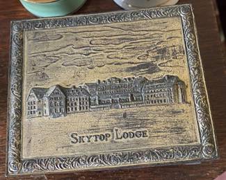 Skytop Lodge Souvenir Box 