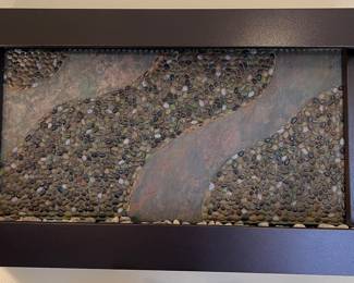 Sycamore Springs Pebble & Slate Coppervein Powdercoated Wall Fountain