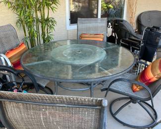 Patio Table w La-z-Susan Center and Chairs