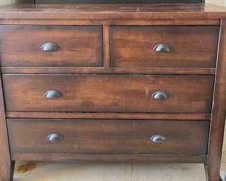 4-Drawer Dresser