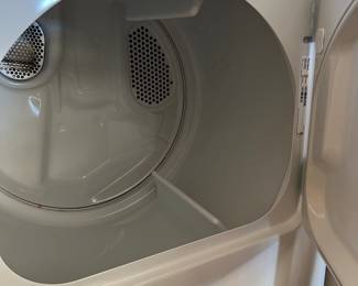Super Clean Whirlpool Washer and Dryer