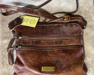 LeVogue leather purse (new with tag)