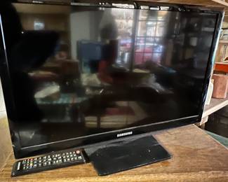 Samsung 24" TV