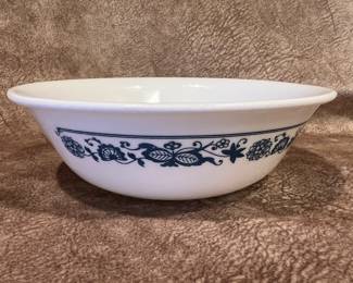 Corelle "Old Town Blue Onion" dishware