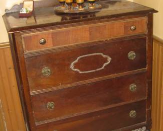 Vintage 4 drawer chest circa 1930