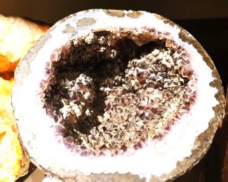 DEEP ROUND AMETHYST GEODE 5 12 INCHES DIAMETER
