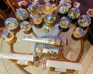 SNOW GLOBES