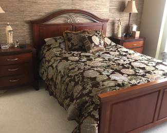 Queen Bed with 2 Night Stands 