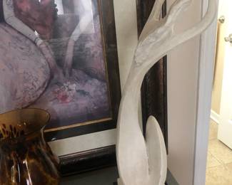 Sculpture by: Austin Prod. Inc 1980