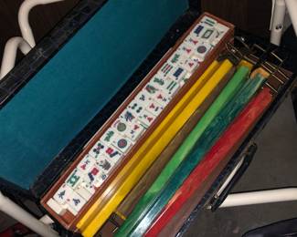 Vintage Mahjong Set in Original Case 