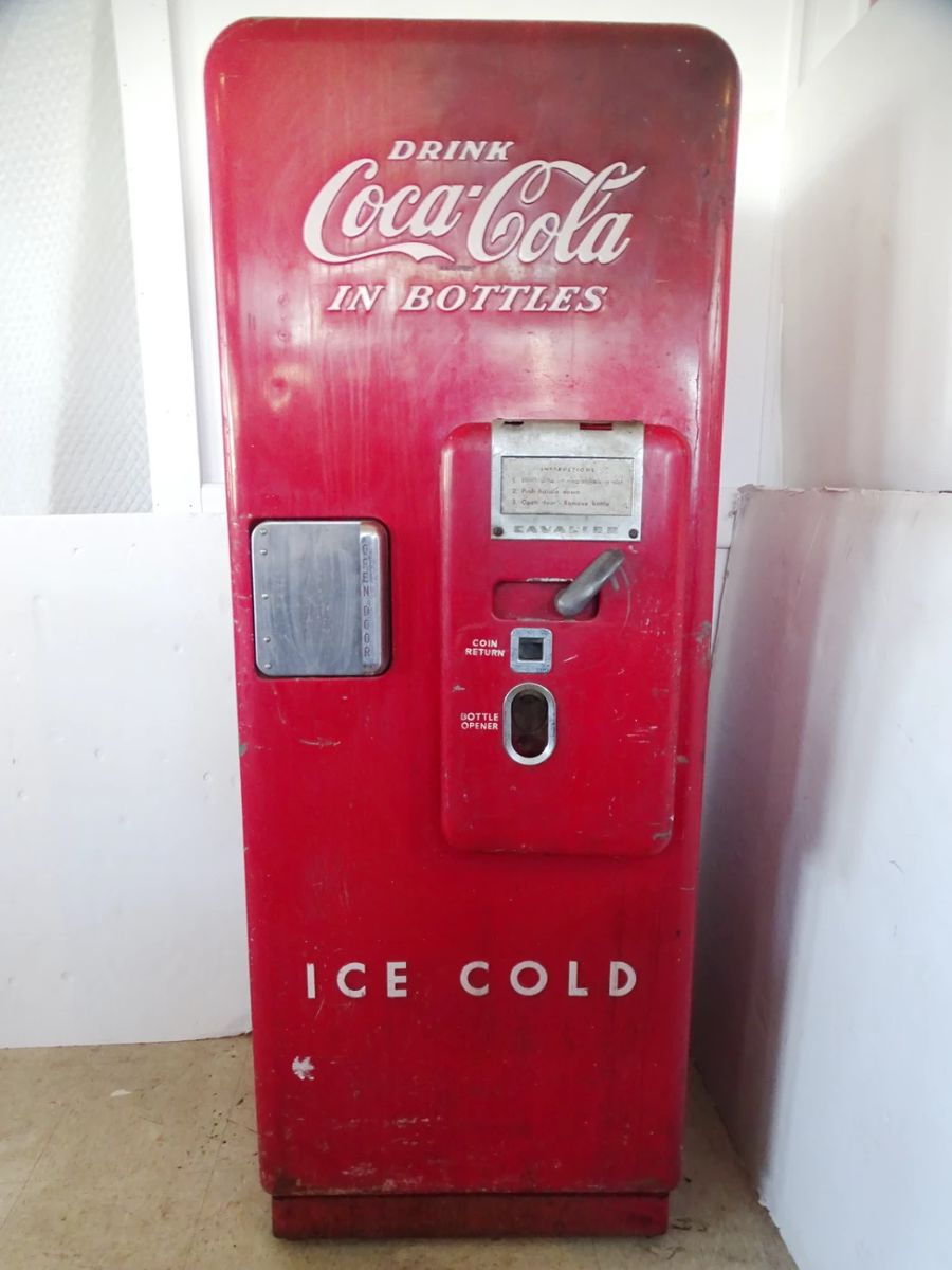 February 24 Estate Auction in Bellport, NY starts on 2/24/2024