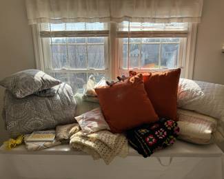 Collection of Linens & Pillows
