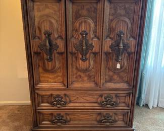 Stanley Maricopa 2 Door / 2 Drawer Wardrobe (20"D x 57"H x 44-1/2"W)