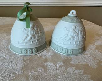 Lladro 1988 Porcelain X-Mas Bells