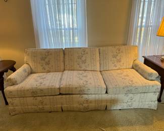 Drexel Floral Pattern Upholstered Sofa (36"D x 82"W x 28" Back Height)