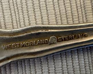 Westmorland Sterling Silver Flatware (23pc - 862 gms & 8 handled pcs)