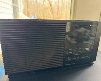 Nakamichi TM-1 AM/FM Stereo Clock Radio