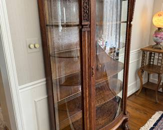Antique Oak 1 Door Glass Curio Cabinet with Claw Feet (46"W x 68-1/2"H x 15"D)