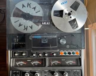 AKAI Glass & X'Tal Ferrite Head GX-280D-SS Reel To Reel Player with Dust Cover (Fully Functioning Condition)