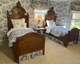 Antique Victorian Twin Beds with Bedding (Headboard - 86"H x 44-1/2"W x 3-1/2"D, Footboard - 37-1/2"H x 44-1/2"W x 4"D)