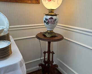 Gone With The Wind Table Lamp and Round Side Table