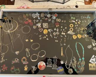 Collection of Gold, Silver & Costume Jewelry