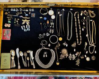 Collection of Gold, Silver, Costume & Militaria Jewelry