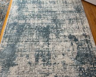 Calvin Klein "Moonlight" Machine Made Rug (5'3"W x 7'3"L)