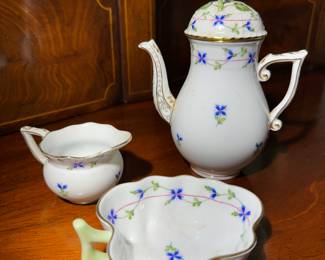 Herend Teapot, Creamer & Deep Leaf Dish
