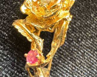 14K Gold Rose Pin