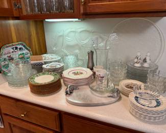 Collection of China & Glass Accessories