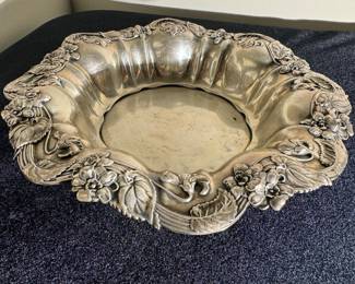 Sterling Silver Floral Bowl / 191 grams